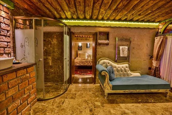 Hayal Dünyası Suite Balayı Paketi IMG 20250423 WA0029