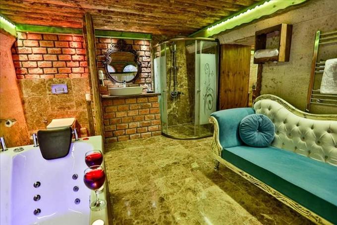 Hayal Dünyası Suite Balayı Paketi IMG 20250423 WA0032